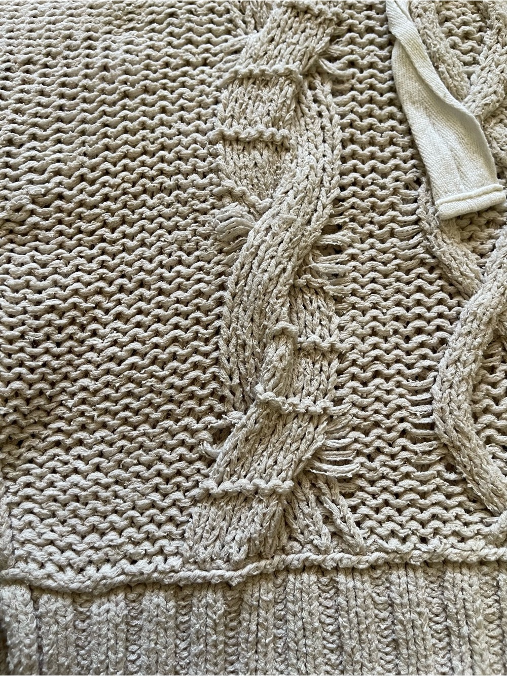 Free People Elan Tierra‎ Cable Knit Hoodie Sweater Cream Gray Size XS Oversized - Picture 11 of 16